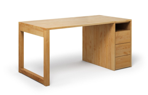 Стол из мебельного щита